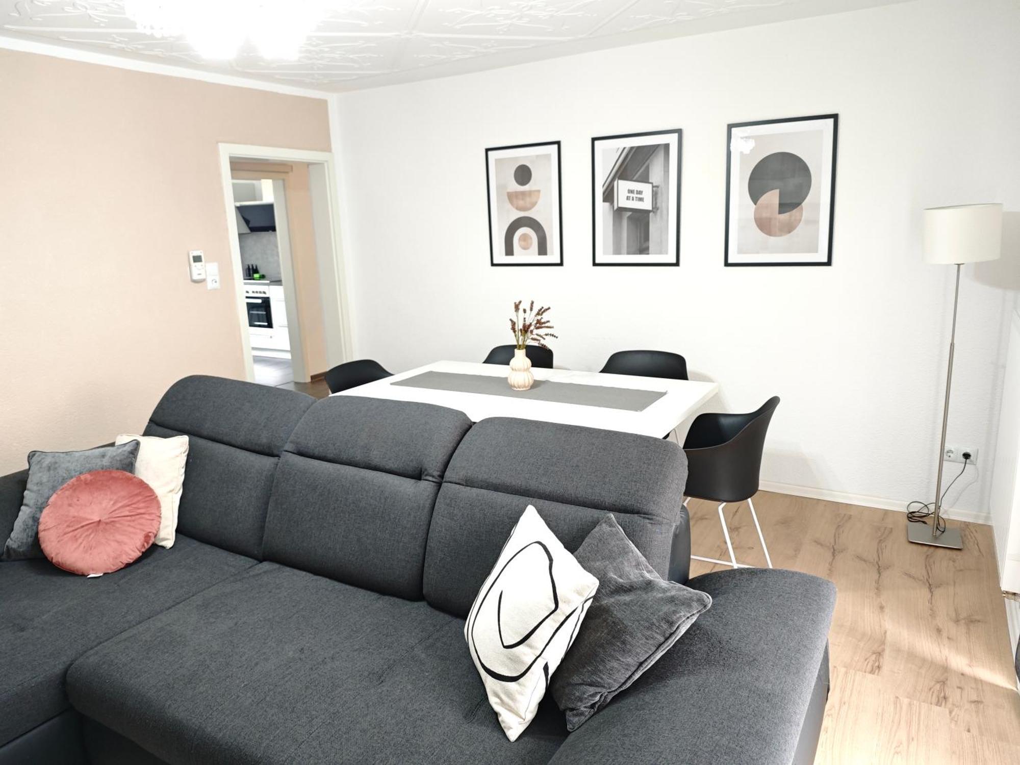 הוף Fh-Naehe: Modernes Apt Mit Balkon מראה חיצוני תמונה